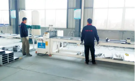 Fabricación del encofrados de hormigón Fabricación del encofrados de hormigón