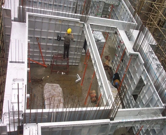 proceso de construccion encofrado